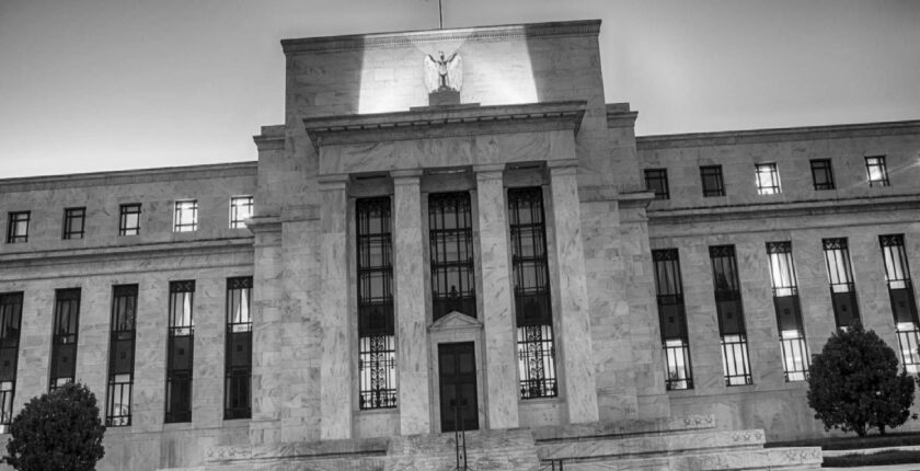 ABD ve Avrupa’da Sert Satışlar: Fed Ayrışması ve Veriler Piyasaları Karıştırdı