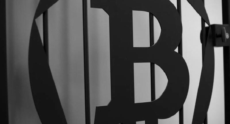 Bitcoinde rekor düşüş!